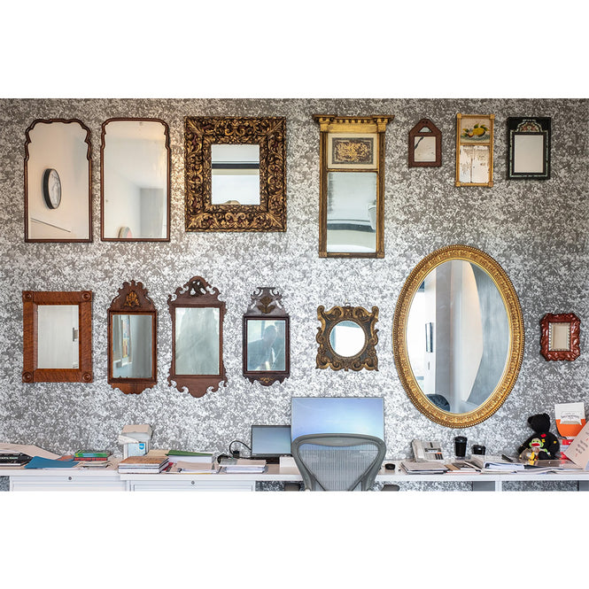 輸入壁紙 Andy Warhol / CROWD (Where's Warhol) / Graphite on Silver Mylar (single roll)