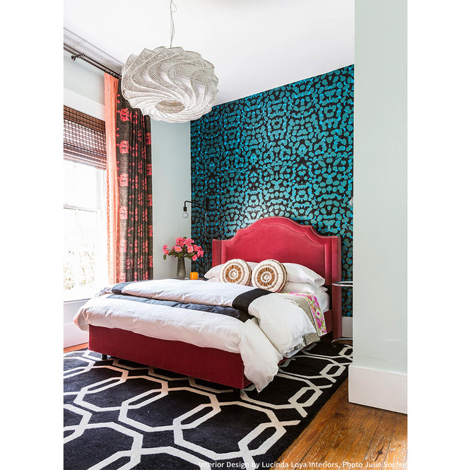 Interior Design by Lucinda Loya Interiors, Photo Julie Soefer