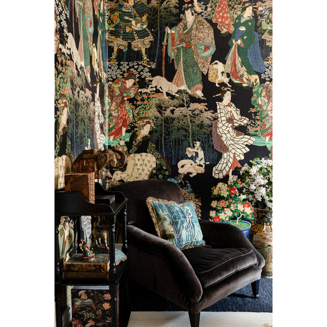 MINDTHEGAP / The Curator's Cabinet / SAMURAI AND GEISHA WP20653