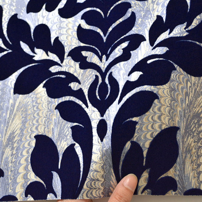 1838 Wallcoverings / Avington Faversham 1602-101-03