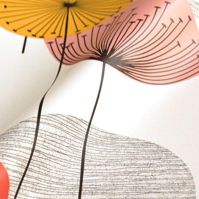 Sanderson / ONE SIXTY WALLPAPER COLLECTION / Dandelion Clocks Coral 217030