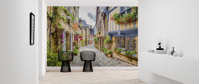 PHOTOWALL / Alley in an Old Town (e317948)