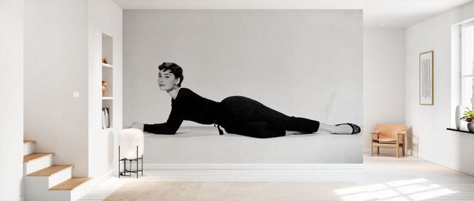 PHOTOWALL / Sabrina - Audrey Hepburn (e334495)