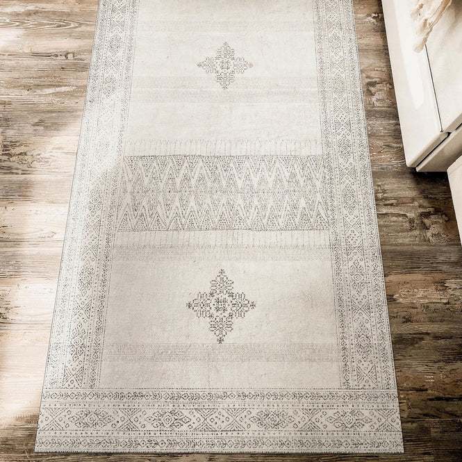 Beija Flor / ベイジャ・フロール ビニールマット Ema White (50×120)