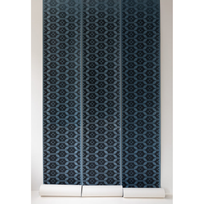 Deborah Bowness / HEIRLOOM / Flatware wallpaper Midnight blue