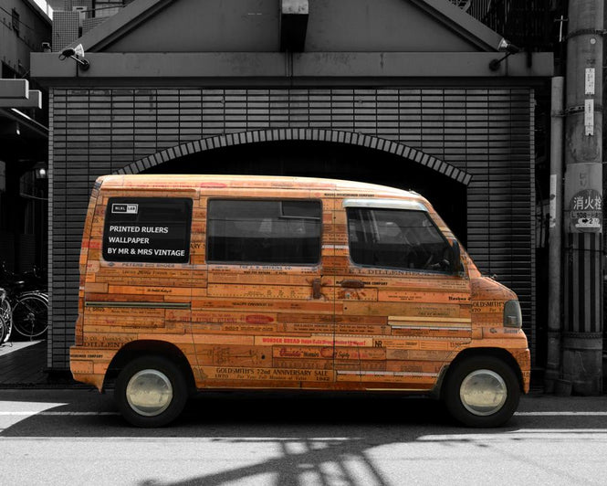 社用車に貼りました