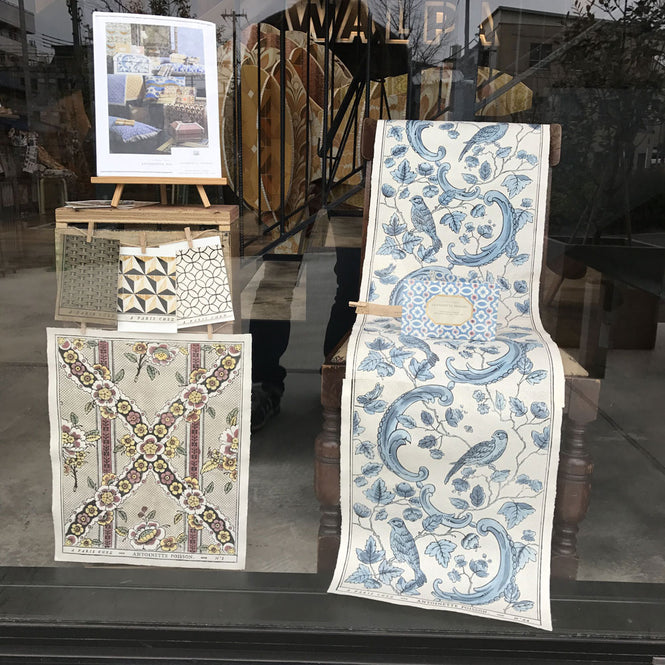 WALLPAPER MUSEUM WALPA / OSAKAの店内ディスプレイ