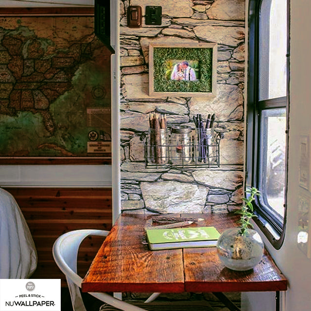 はがせる シール 壁紙 NU WALLPAPER / Hadrian Stone Wall Peel and Stick Wallpaper / NU2065(NUS2065)