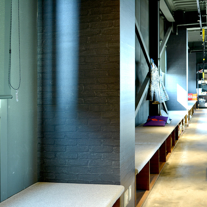 MATERIALS BLACK BRICK WALLPAPER BY PIET HEIN EEK / PHM-33