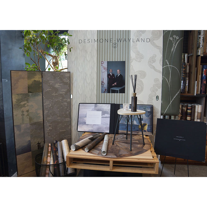 WALPA大阪店のディスプレイ