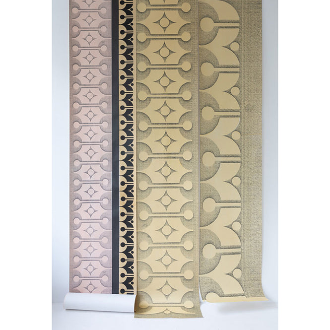 Deborah Bowness / HEIRLOOM / Sequence 2 Candy pink, Coffee brown, Sunshine yellow【3パネル1セット】