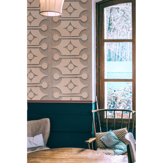 Deborah Bowness / HEIRLOOM / Stackable wallpaper Candy pink