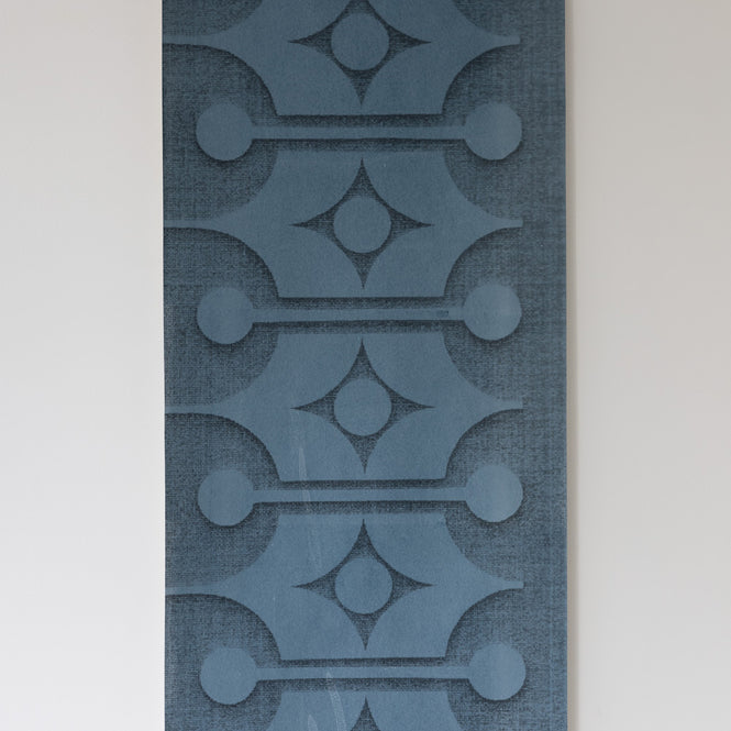 Deborah Bowness / HEIRLOOM / Stackable wallpaper Midnight blue