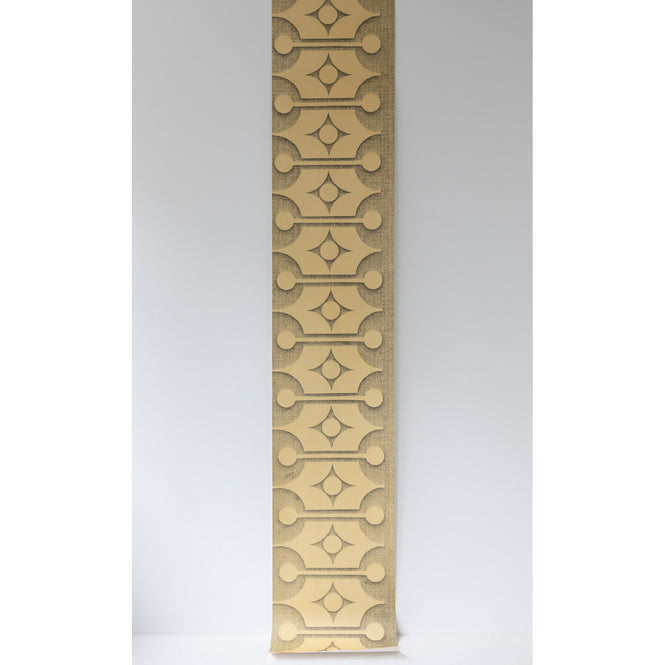 Deborah Bowness / HEIRLOOM / Stackable wallpaper Sunshine yellow