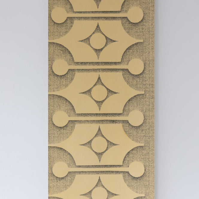 Deborah Bowness / HEIRLOOM / Stackable wallpaper Sunshine yellow