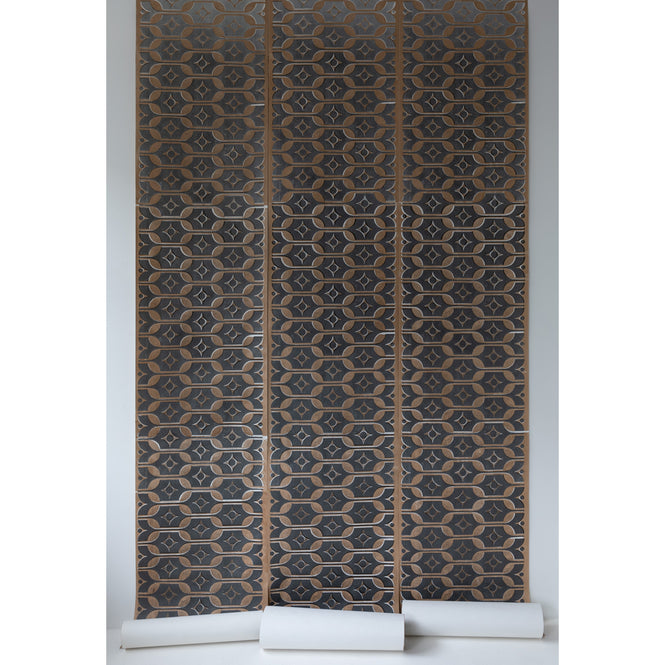 Deborah Bowness / HEIRLOOM / Tableware wallpaper Autumn brown