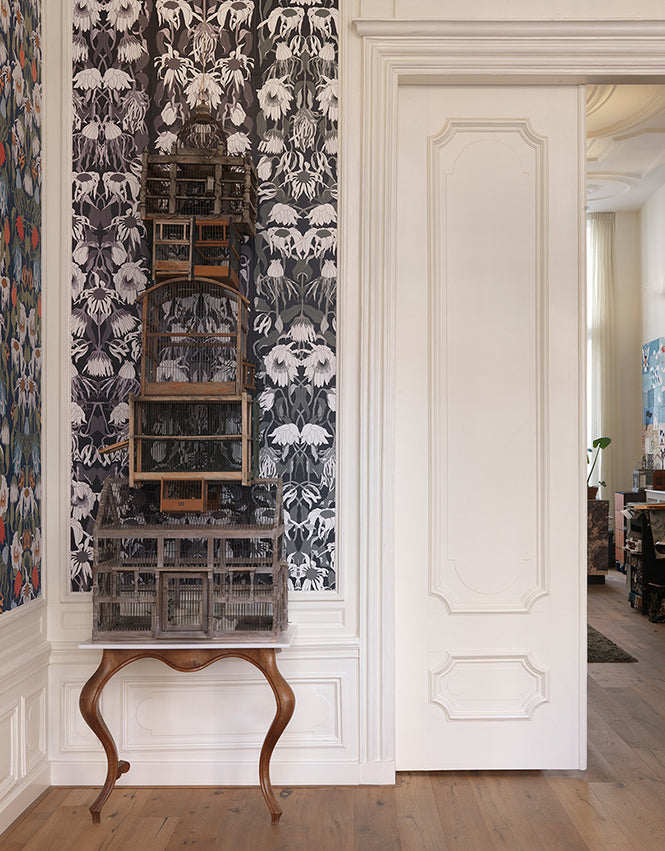 Archives Wallpaper by Studio Job / Withered Flowers/Black (JOB-06)