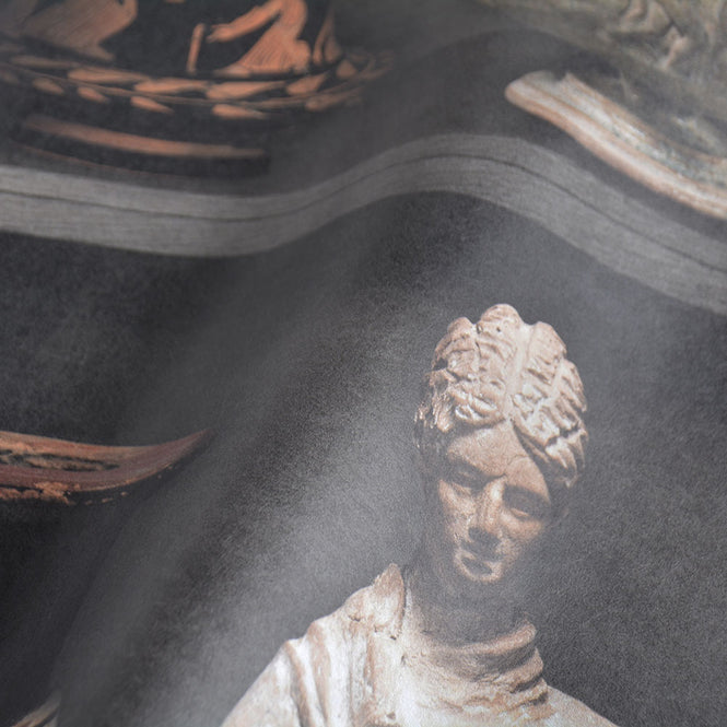 MINDTHEGAP / THE HOME OF AN ECCENTRIC MAN / GREEK POTTERY WP20417